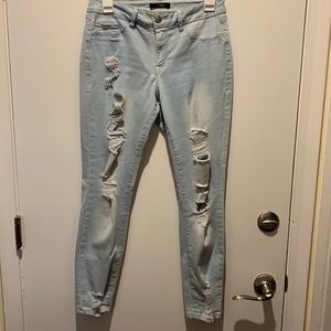 Refuge low rise distressed skinny Jeans